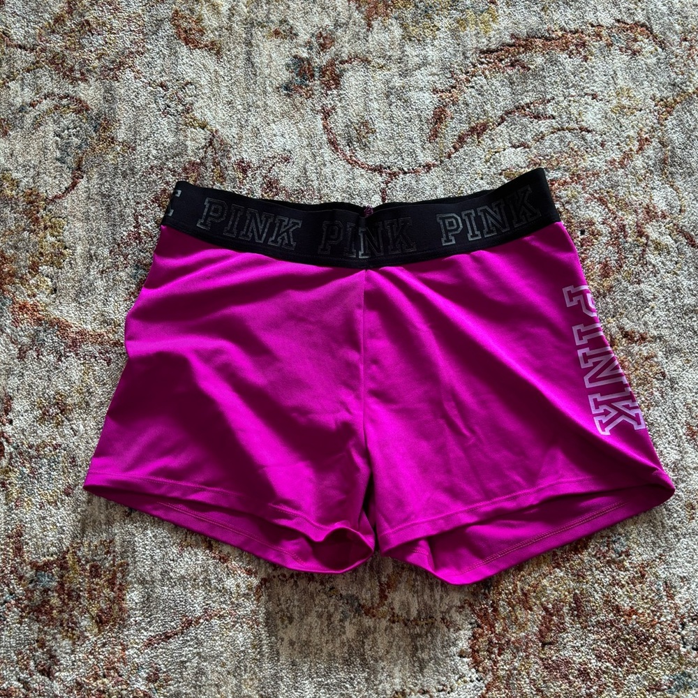 VS PINK SHORTS💕